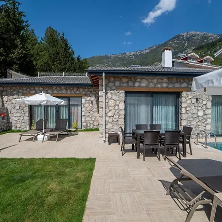 Magnificent With Private Pool And Backyard In Fethiye * Ovacık